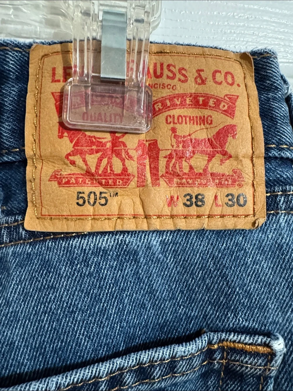 Classic Men's Straight-Leg Jeans in Medium Blue